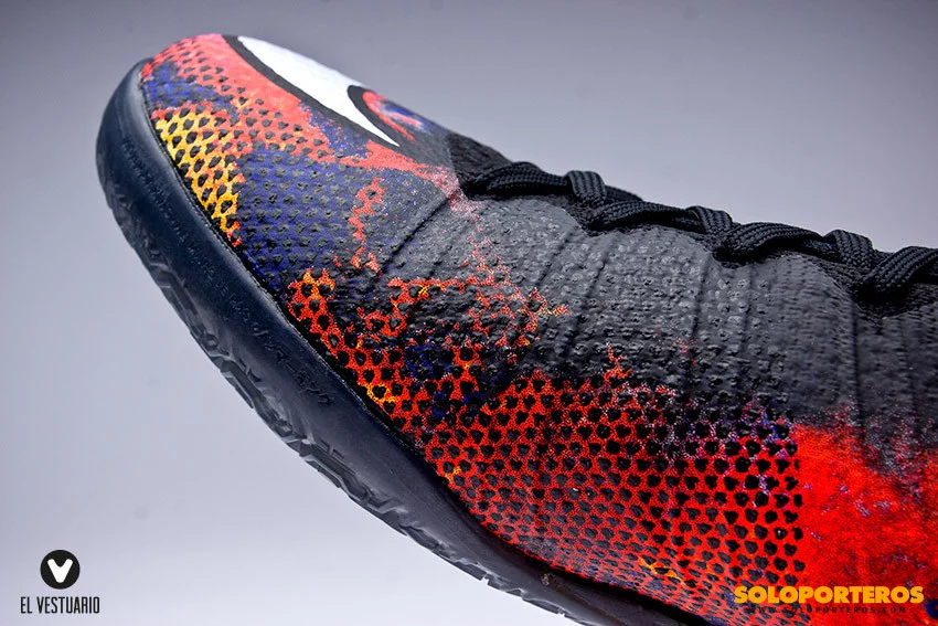 post card Nike-MercurialX-Proximo-CR7-Savage-Beauty (9).webp
